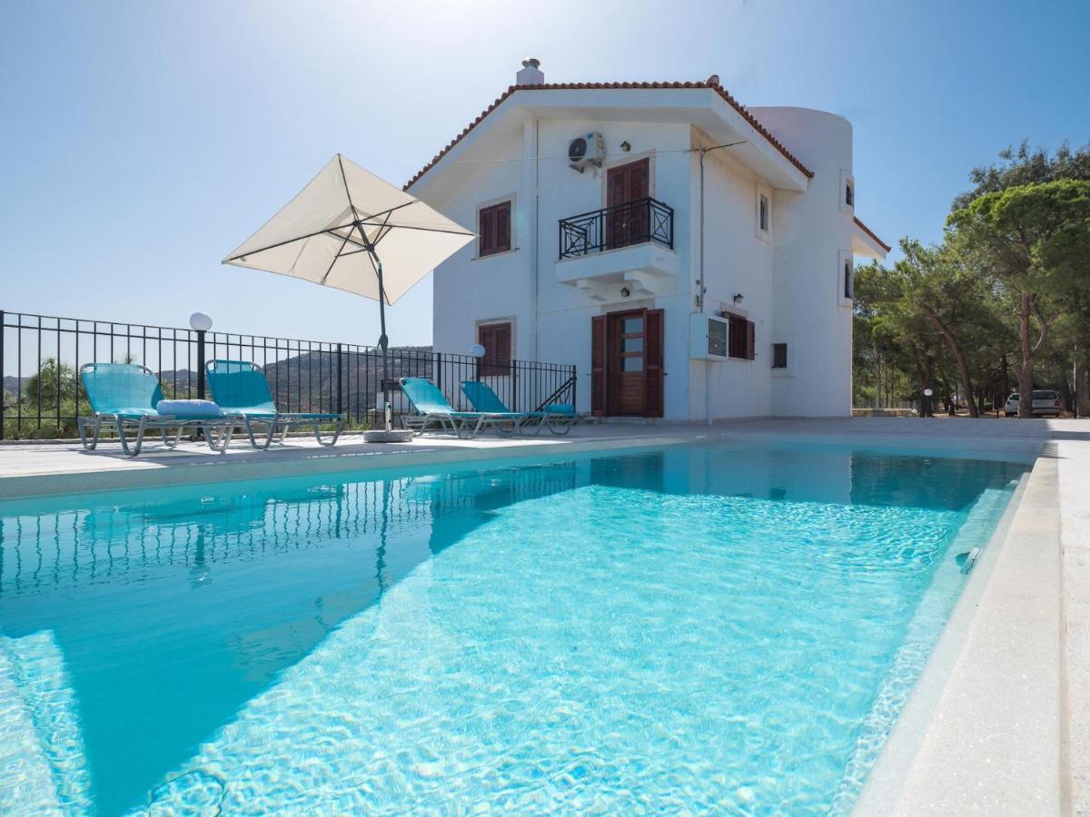 Villa Aura Pine Agia Pelagia  Buitenkant foto