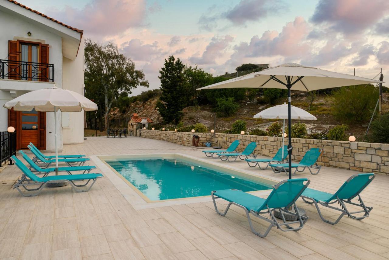 Villa Aura Pine Agia Pelagia  Buitenkant foto
